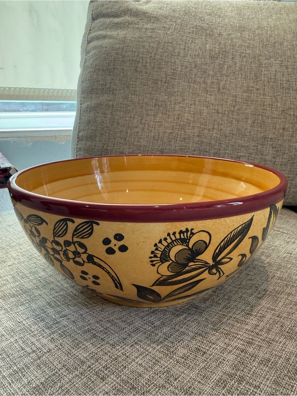 Villeroy & Boch Slovenia Ceramic Serving Bowl in Yellow with Burgundy Rim